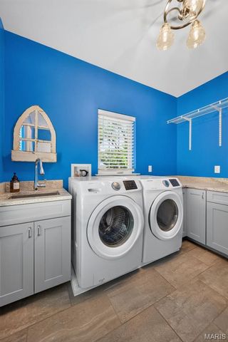 140 S Old Orchard Avenue, Webster Groves, MO 63119