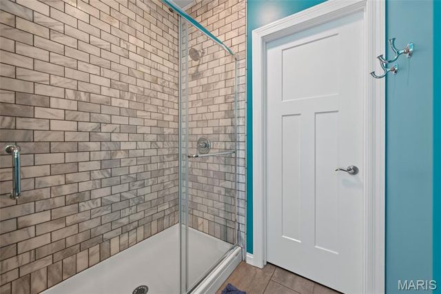 140 S Old Orchard Avenue, Webster Groves, MO 63119