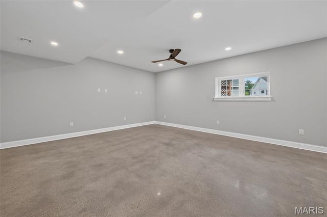 140 S Old Orchard Avenue, Webster Groves, MO 63119