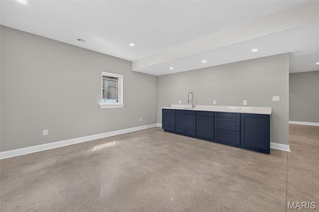 140 S Old Orchard Avenue, Webster Groves, MO 63119