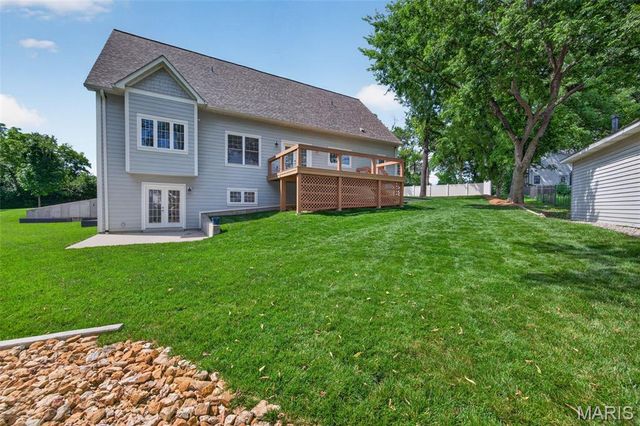 140 S Old Orchard Avenue, Webster Groves, MO 63119