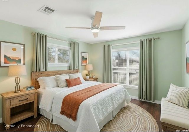 413 W Wright Blvd, Universal City, TX 78148