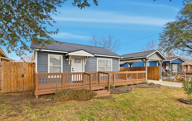 413 W Wright Blvd, Universal City, TX 78148