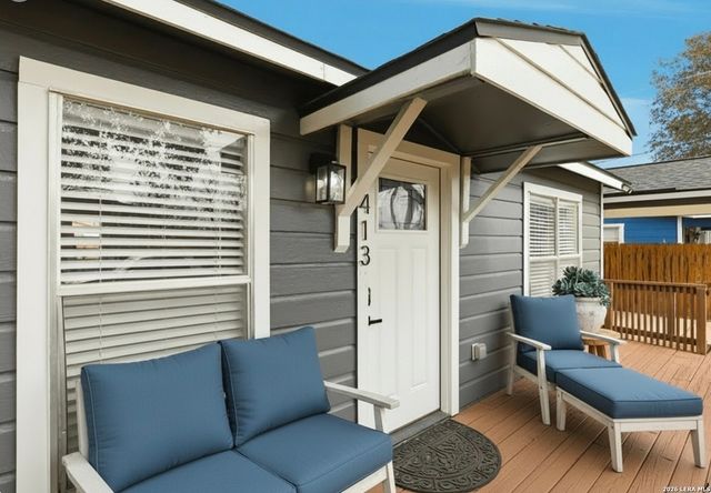 413 W Wright Blvd, Universal City, TX 78148