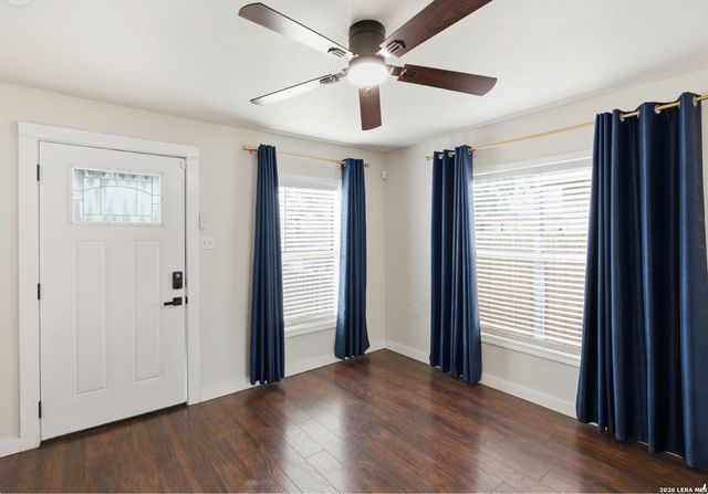 413 W Wright Blvd, Universal City, TX 78148