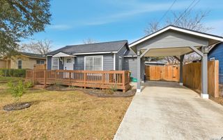 413 W Wright Blvd, Universal City, TX 78148