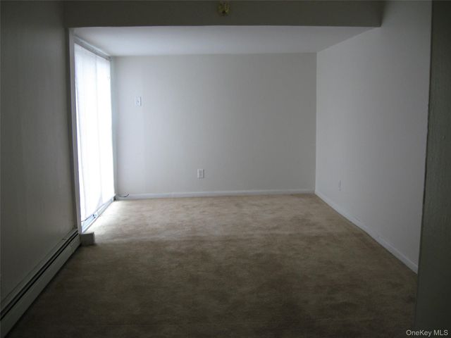 521 E Main Street, Middletown, NY 10940