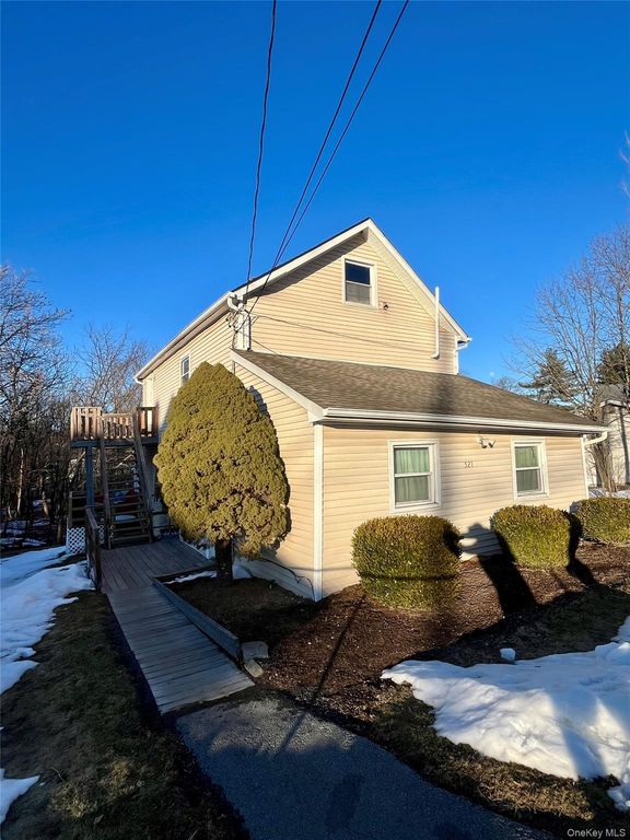 521 E Main Street, Middletown, NY 10940