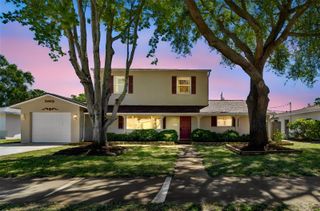 2863 60TH WAY N, St Petersburg, FL 33710