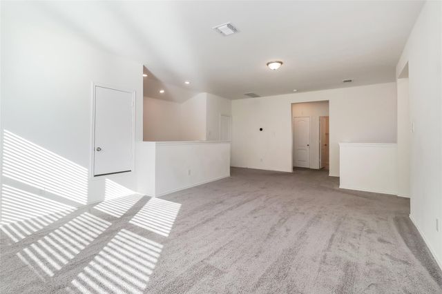 1621 Stinnett DR, Leander, TX 78641