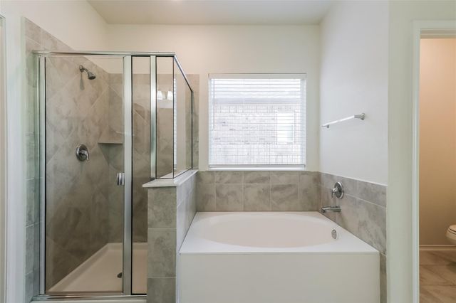 1621 Stinnett DR, Leander, TX 78641