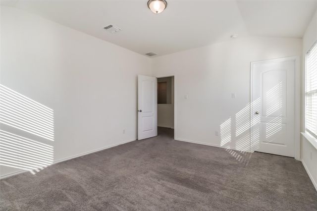 1621 Stinnett DR, Leander, TX 78641