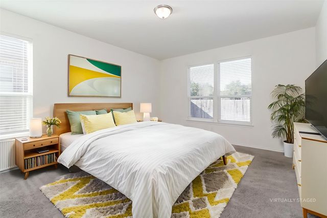 1621 Stinnett DR, Leander, TX 78641