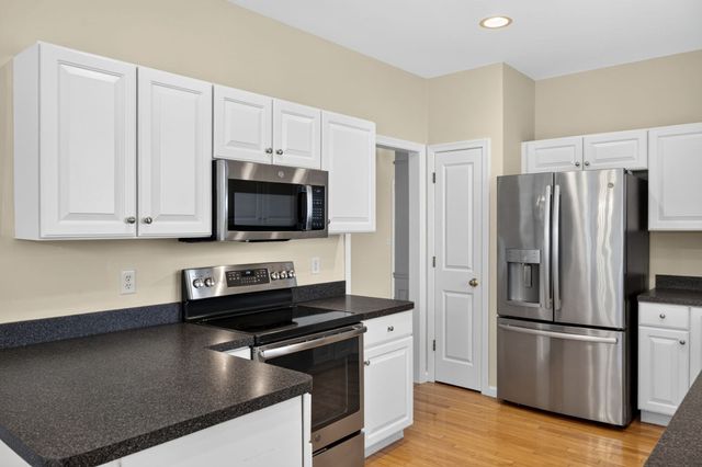 26 Cross Wind, Plymouth, MA 02360