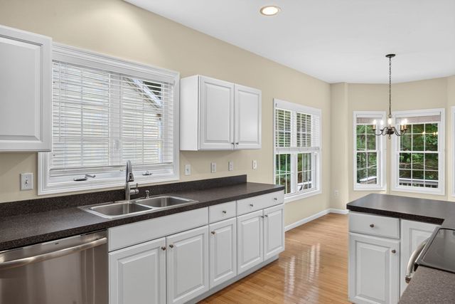 26 Cross Wind, Plymouth, MA 02360