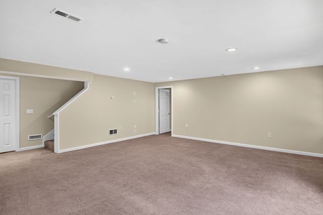 26 Cross Wind, Plymouth, MA 02360