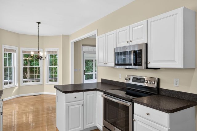 26 Cross Wind, Plymouth, MA 02360