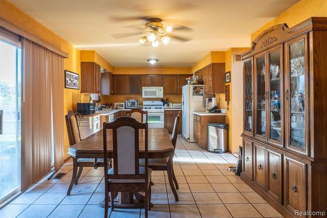 25591 Lord Drive, Chesterfield, MI 48051