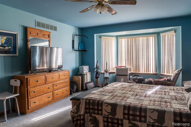 25591 Lord Drive, Chesterfield, MI 48051