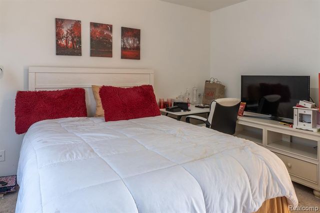 25591 Lord Drive, Chesterfield, MI 48051