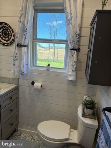 6 BELLEVUE CT, Lancaster, PA 17603