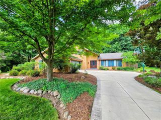 30020 Sequoia Trail, Westlake, OH 44145