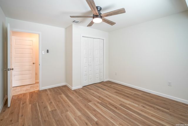 8022 HOBBLE ST, San Antonio, TX 78227