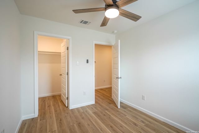 8022 HOBBLE ST, San Antonio, TX 78227