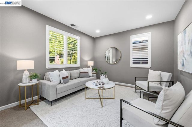 5625 Applegate Way, Dublin, CA 94568