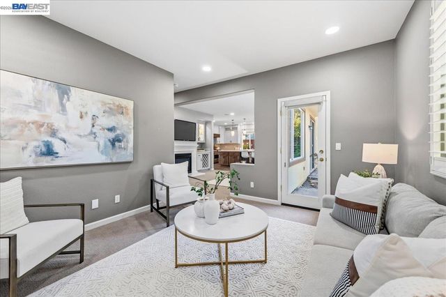 5625 Applegate Way, Dublin, CA 94568