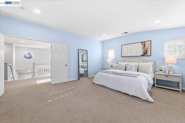 5625 Applegate Way, Dublin, CA 94568