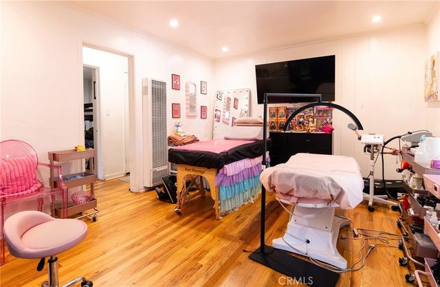 2647 Westwood, Los Angeles, CA 90064