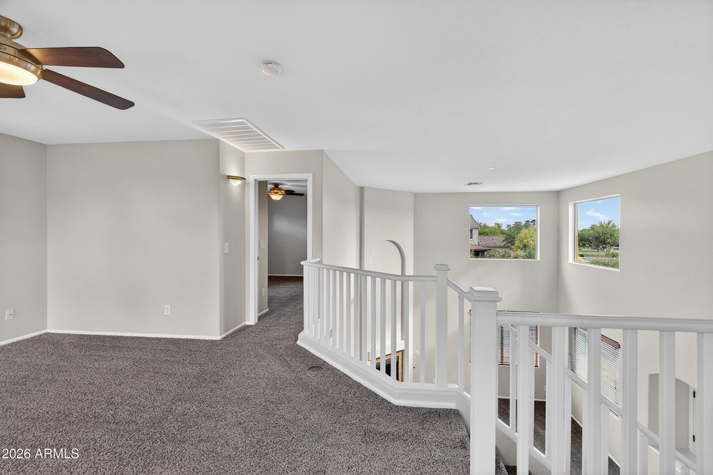 Image 18 of property listing at 2650 E BEAR CREEK Lane, Phoenix, AZ 85024