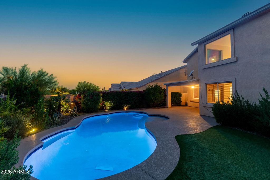 Image 34 of property listing at 2650 E BEAR CREEK Lane, Phoenix, AZ 85024