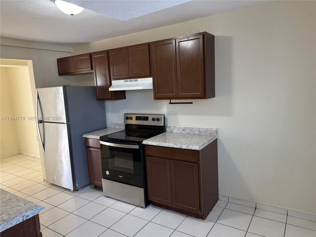 19313 NW 47th Ave 1, Miami Gardens, FL 33055