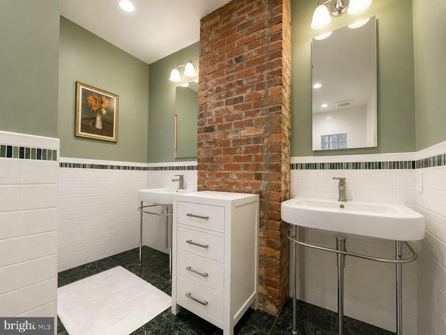 640 6TH ST NE, Washington, DC 20002