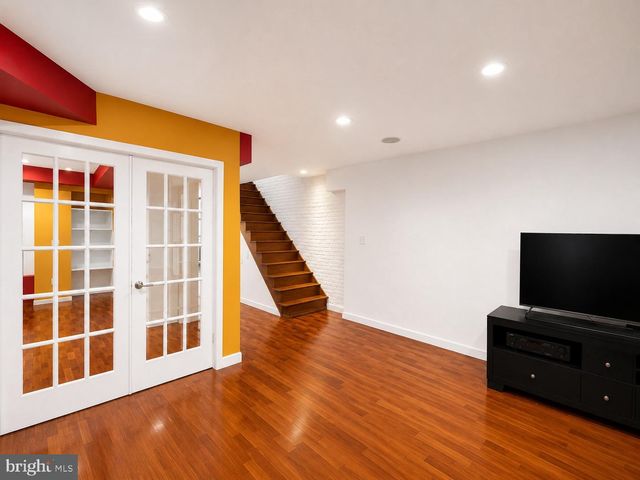 640 6TH ST NE, Washington, DC 20002