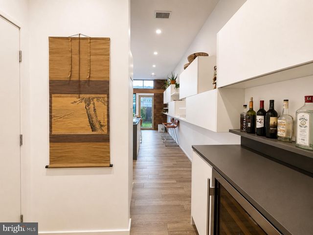 640 6TH ST NE, Washington, DC 20002