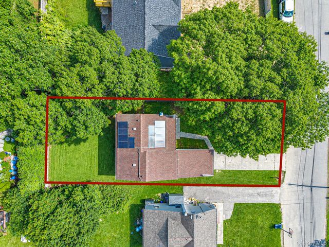 35 Lombardy Drive, Shirley, NY 11967