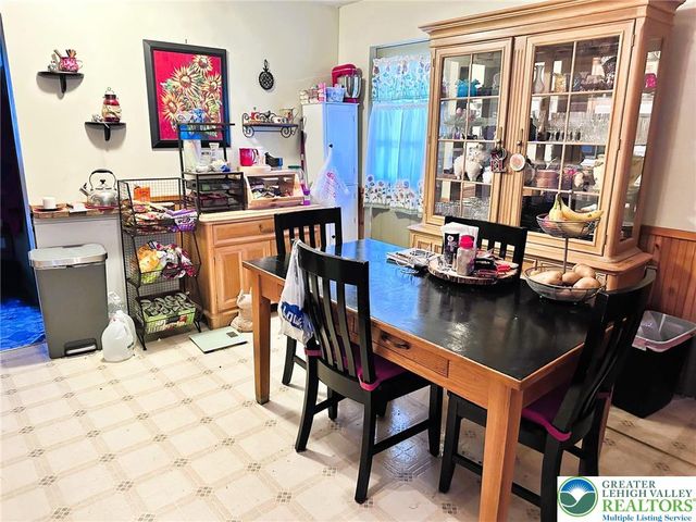 1555 Washington Avenue, Northampton Boro, PA 18067