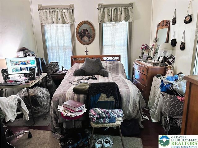 1555 Washington Avenue, Northampton Boro, PA 18067