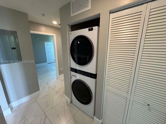 7809 NW 104th Ave 28, Doral, FL 33178
