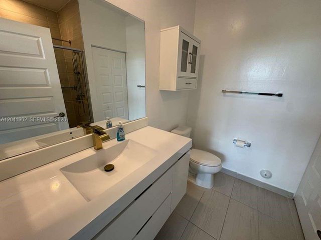7809 NW 104th Ave 28, Doral, FL 33178