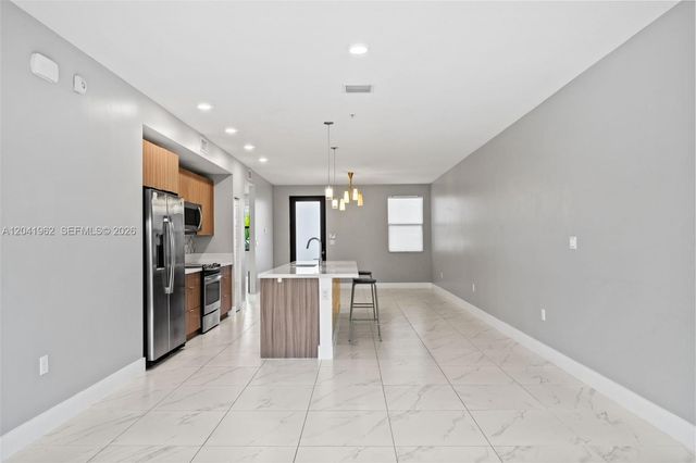 7809 NW 104th Ave 28, Doral, FL 33178