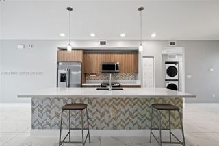 7809 NW 104th Ave 28, Doral, FL 33178