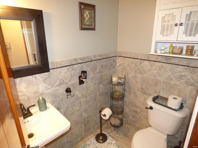 1700 N Redbud Drive, Frankfort, IN 46041