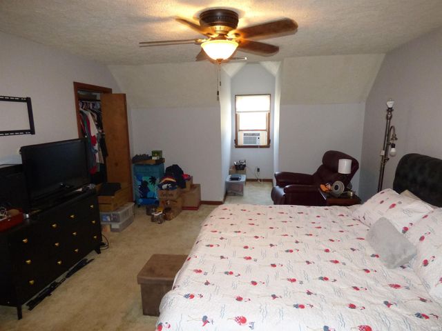 1700 N Redbud Drive, Frankfort, IN 46041