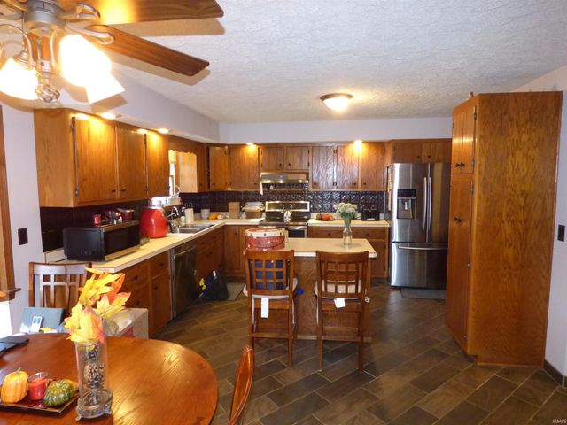 1700 N Redbud Drive, Frankfort, IN 46041