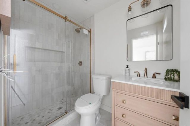 8060 Chalet Place, San Diego, CA 92126