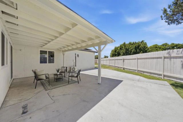 8060 Chalet Place, San Diego, CA 92126